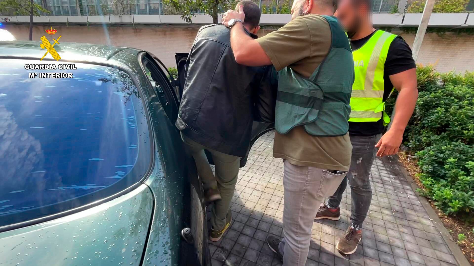 Dos detenidos y una mujer investigada por 13 robos en La Rioja Alta