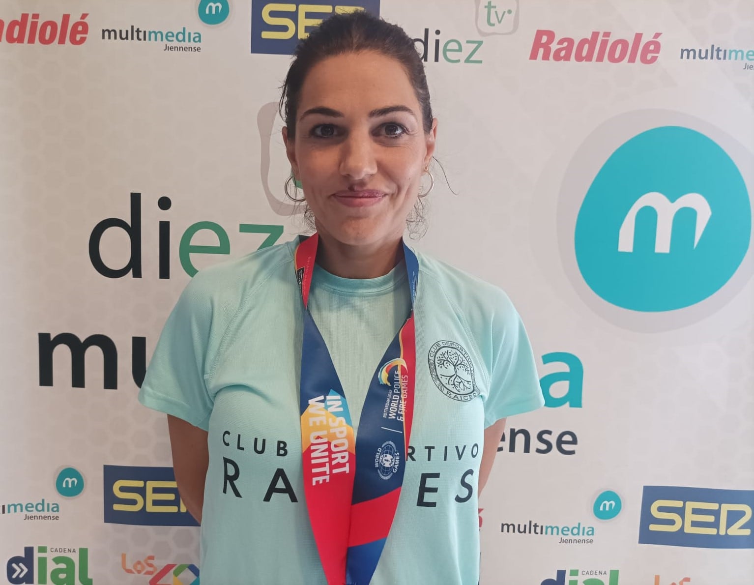 Teba González, campeona del mundo en salto con pértiga en Rotterdam 2022.