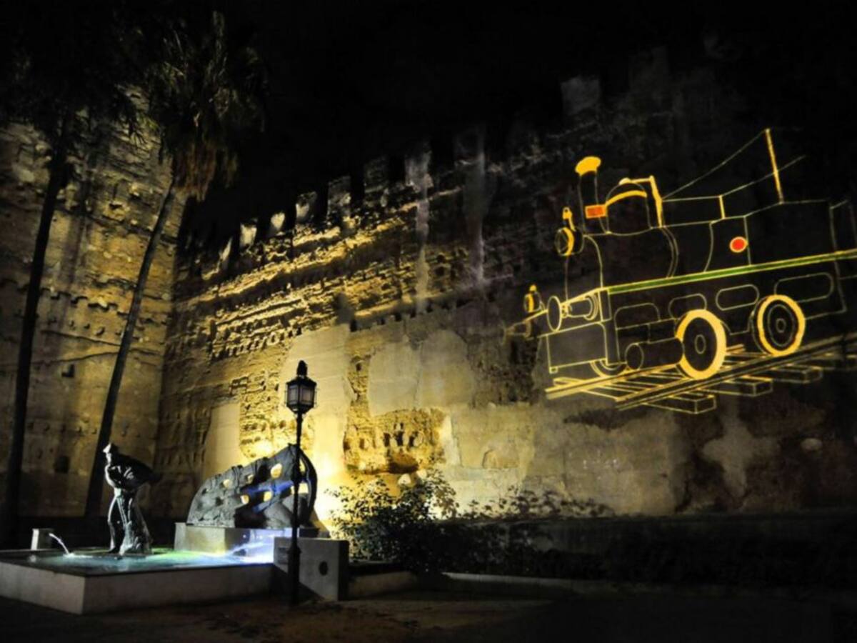 El "Tren del Vino" llega de nuevo a la calle Ancha