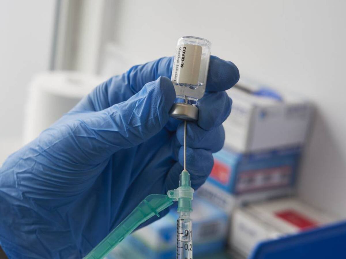 La previsión del pasaporte Covid en Navarra dispara la cifra de vacunados hasta los 200 diarios