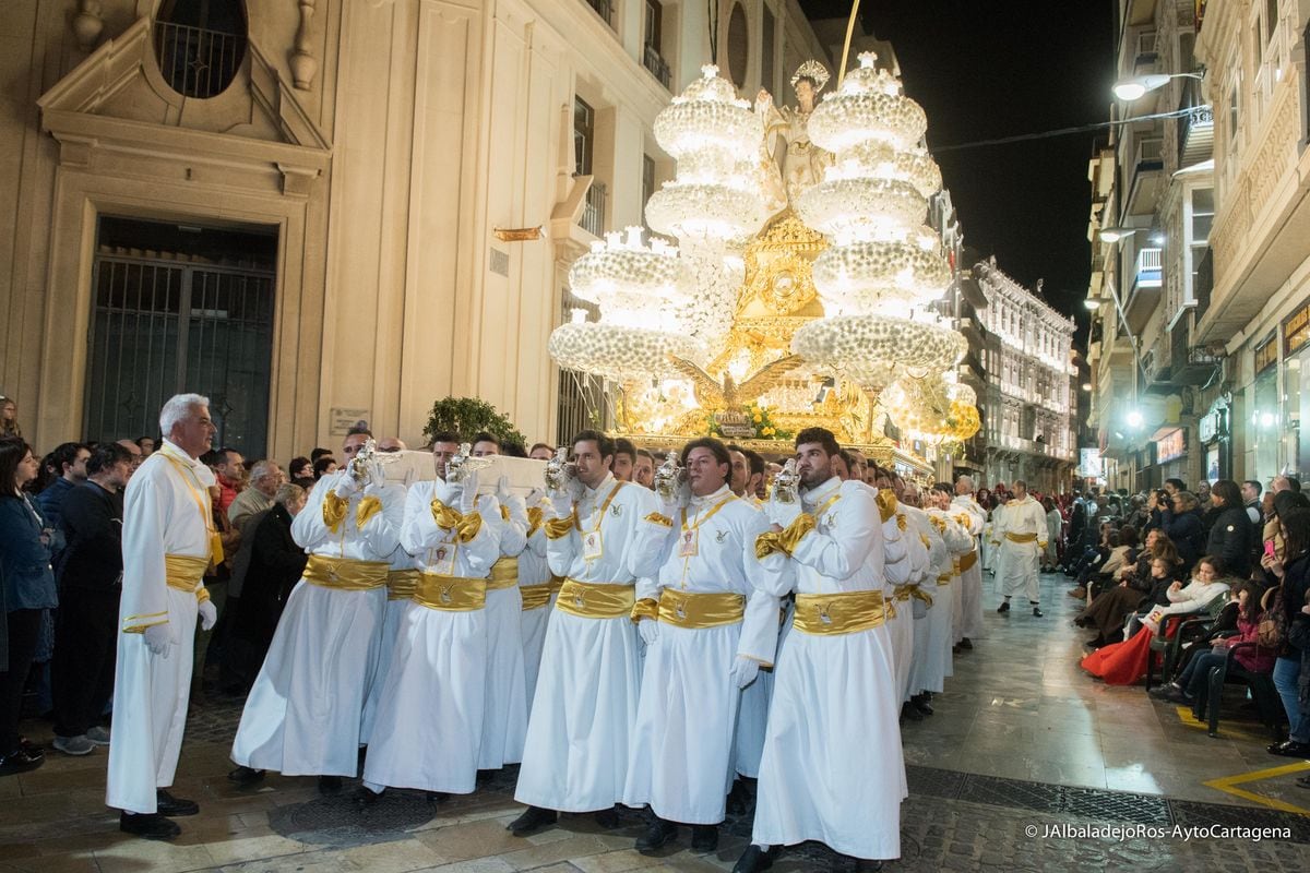 Procesión del Traslado de los Apóstoles, Martes Santo