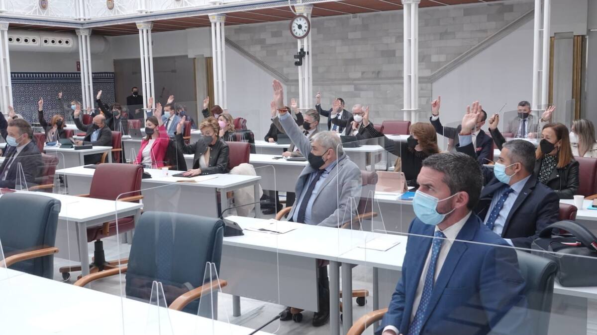La Asamblea Regional condena el asalto violento al pleno del Ayuntamiento de Lorca