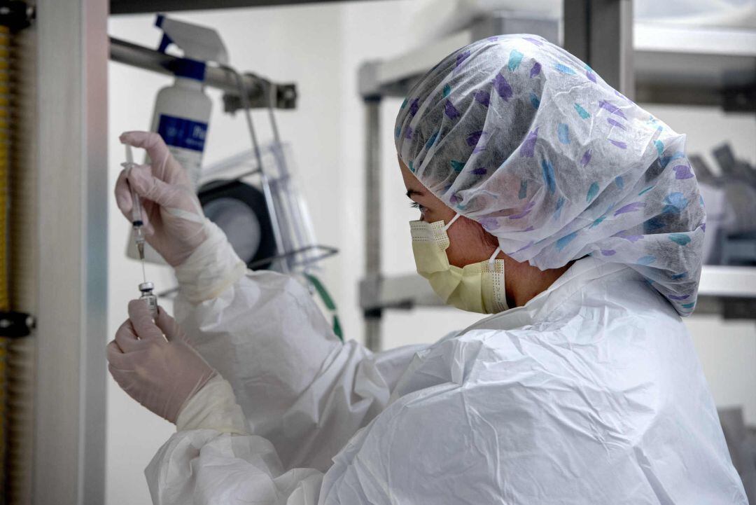 La vacuna de Pfizer ya se distribuye en EEUU.