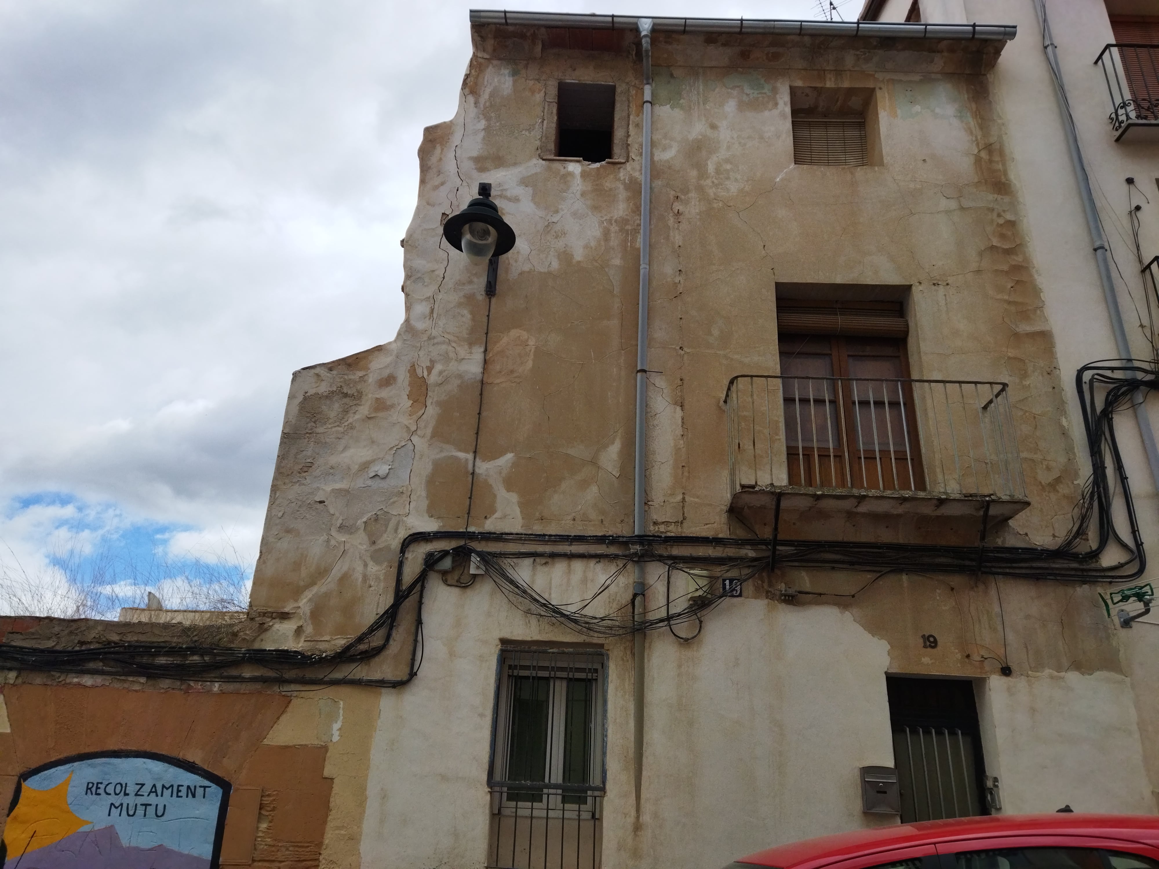 El Ayuntamiento de Alcoy ha comprado el el edificio del número 19 de la calle Sant Vicent.