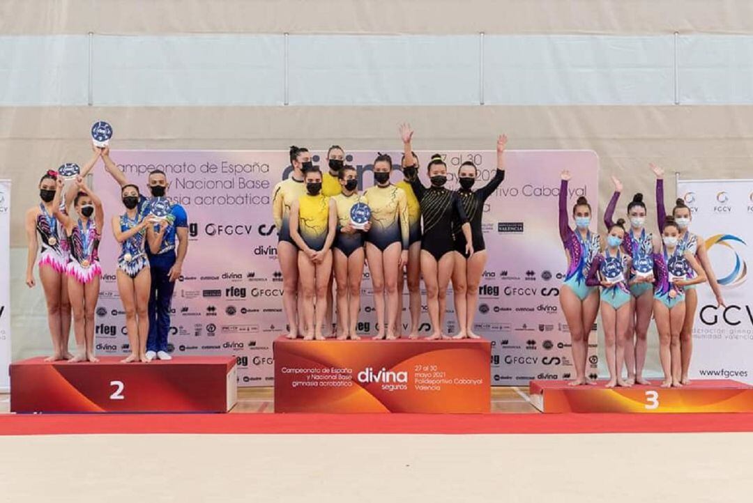 El equipo Senior del Burgas gana el oro en el Cpto Nacional de Gimnasia Acrobática