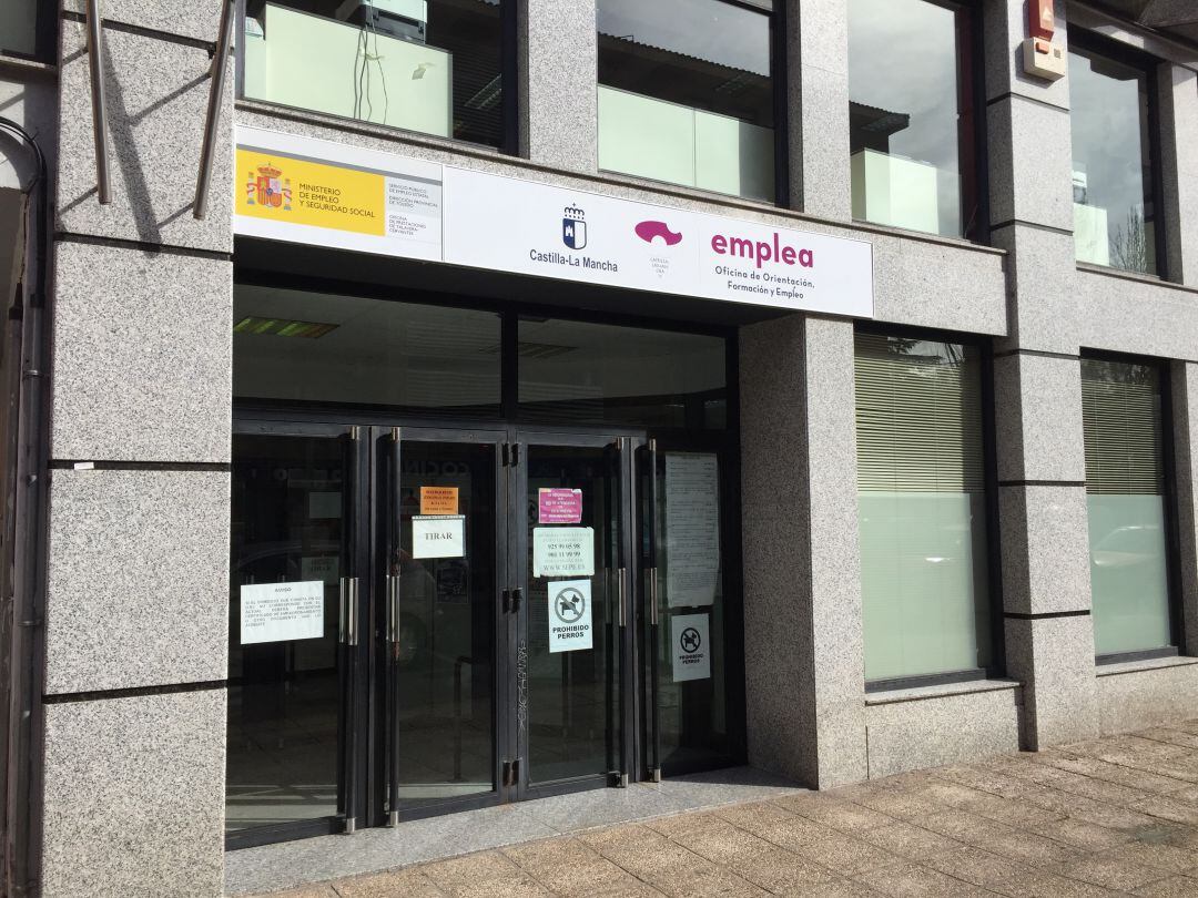 Oficina del paro en Talavera