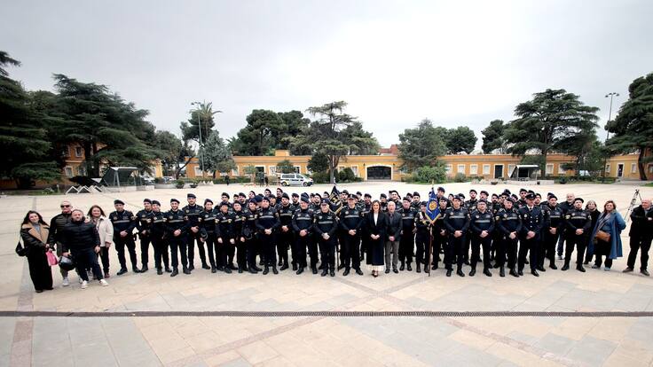 María José Catalá (Alcaldesa) presenta a los nuevos 63 agentes de la USAP de la Policía Local de València
