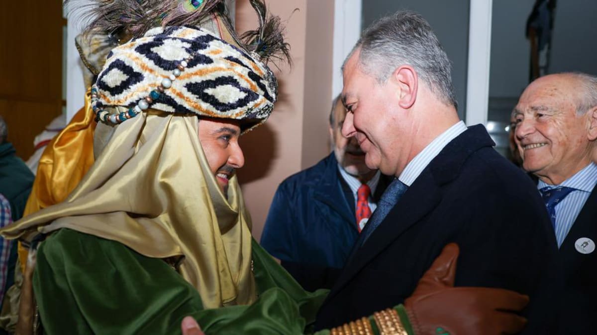 Cambios en el itinerario del Heraldo Real del Ateneo de Sevilla el itinerario por las obras en las calles Laraña y Martín Villa