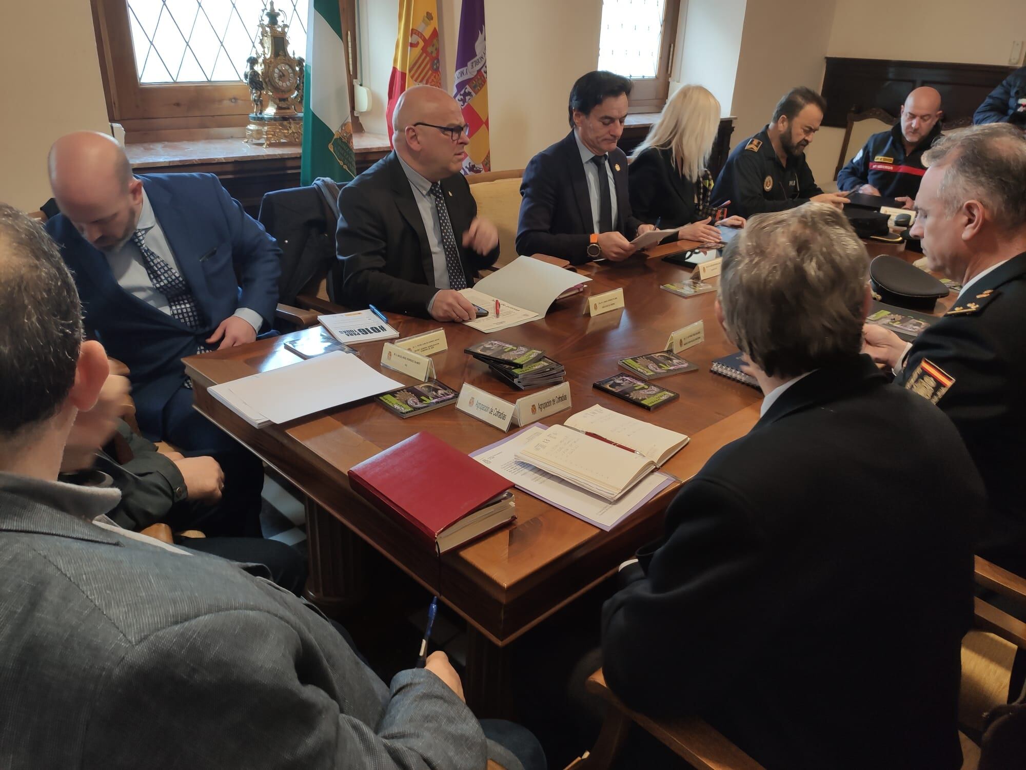 Reunión de coordinación de seguridad para la Semana Santa de Jaén capital