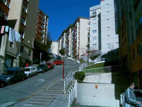 Imagen de la cuesta que deberán superar el desafío en bicicleta