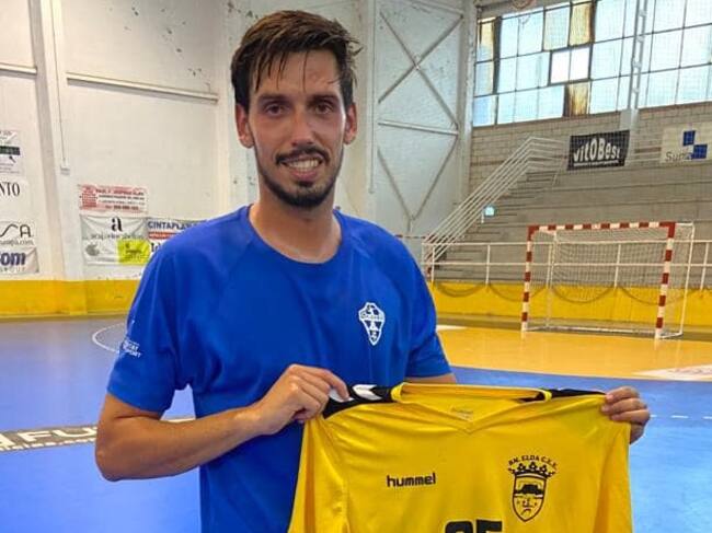 Manuel Martínez ya entrena a las órdenes de José Julio Espina