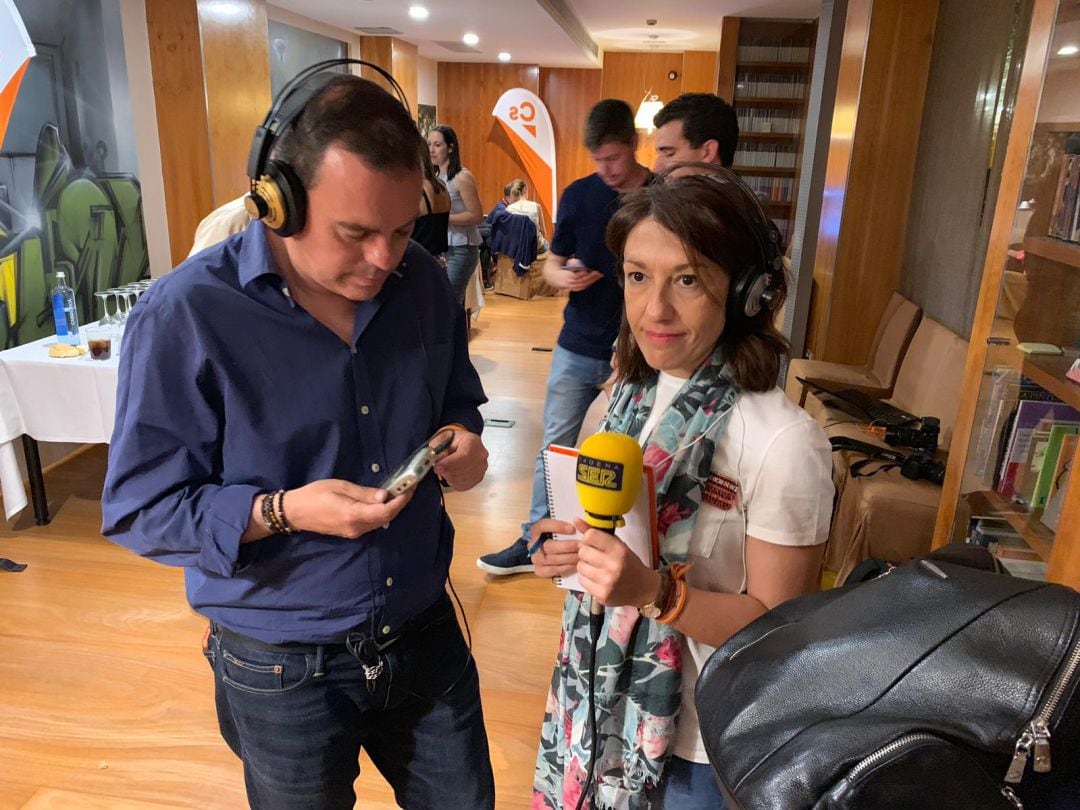 Francisco Requejo junto a Marichu García durante el programa especial de Radio Zamora