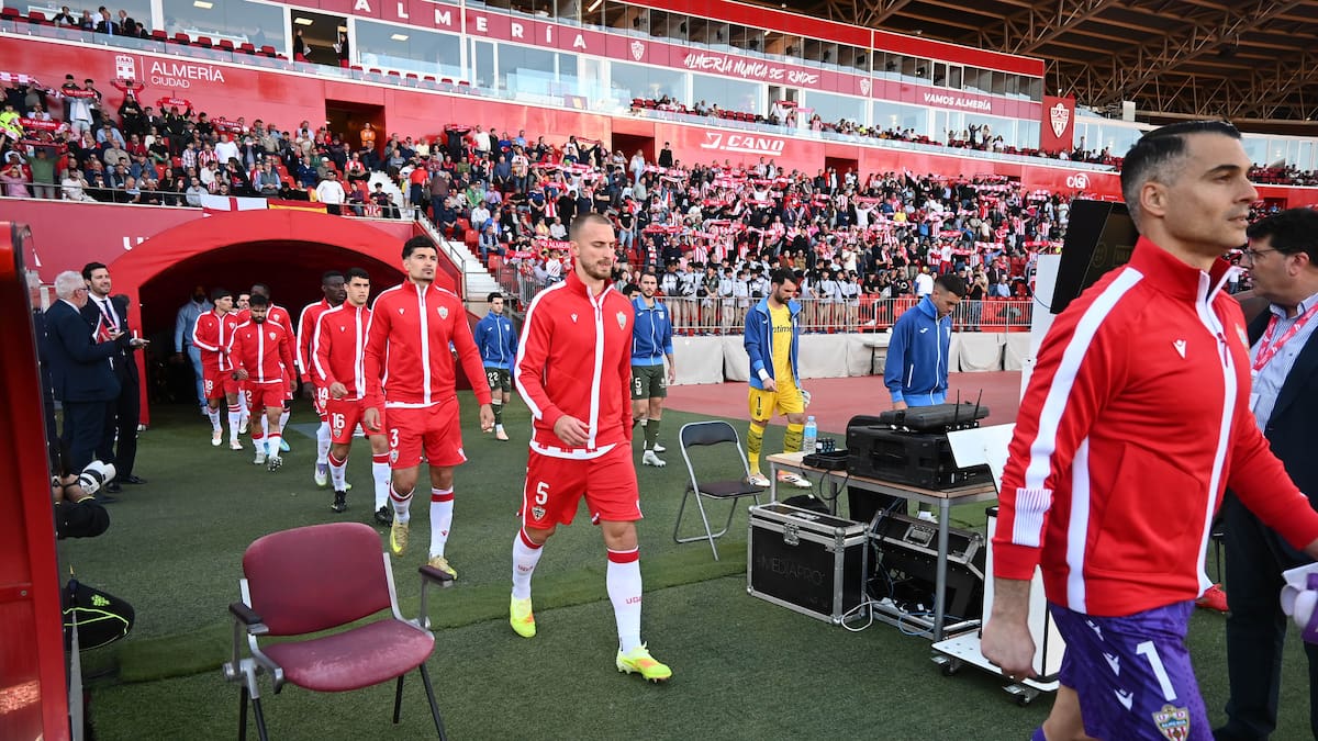 El arma secreta del Almería: el vestuario tan sano que lleva 66 goles