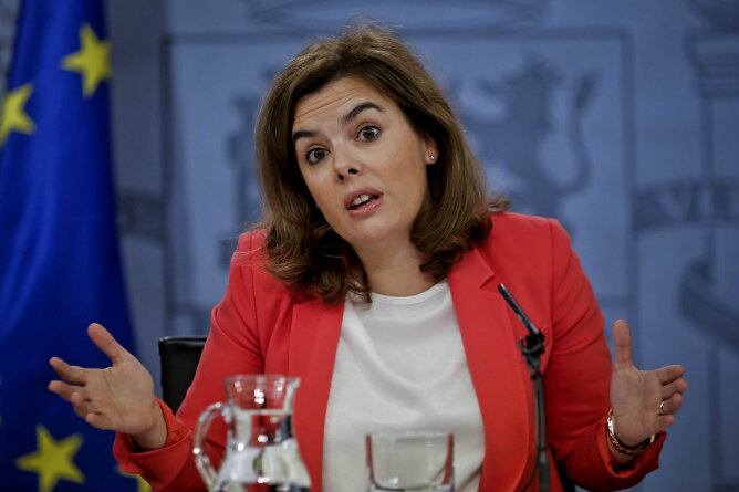 La vicepresidenta del Gobierno, Soraya Sáenz de Santamaría, durante la rueda de prensa ofrecida al término de la reunión del Consejo de Ministros