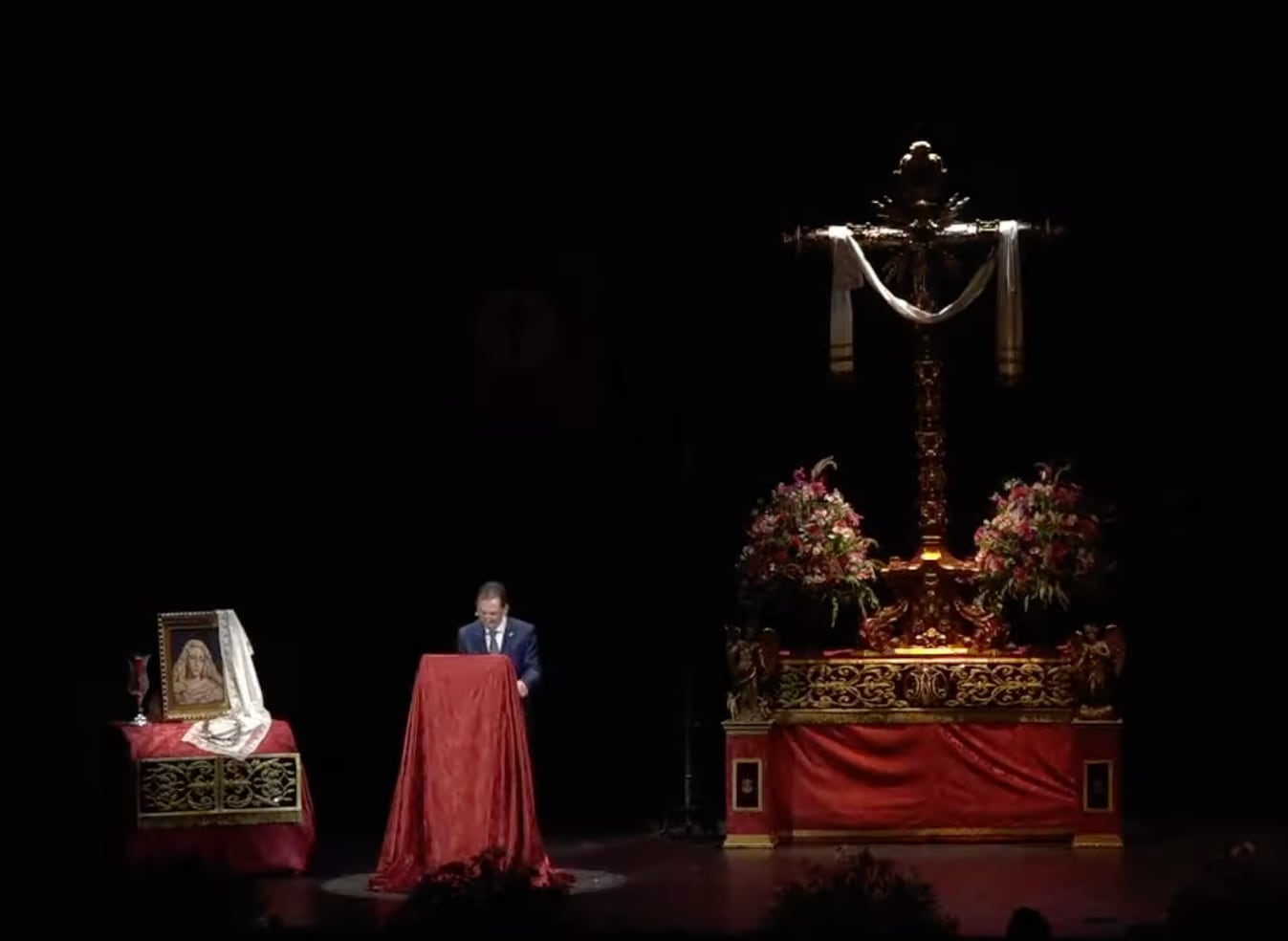 Rafael Fernández, el pregonero de la Semana Santa de Córdoba de 2022 en un momento de su intervención