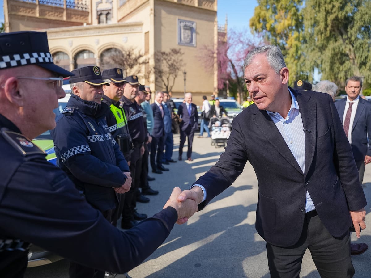 La Policía Local multará desde el lunes a los usuarios de patinetes que incumplan la nueva normativa