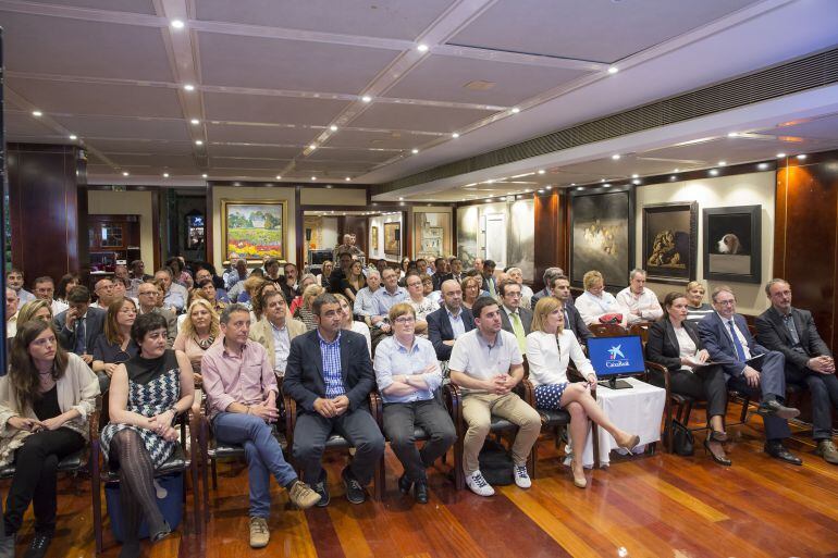 Asistentes a la presentación realizada en Tafalla