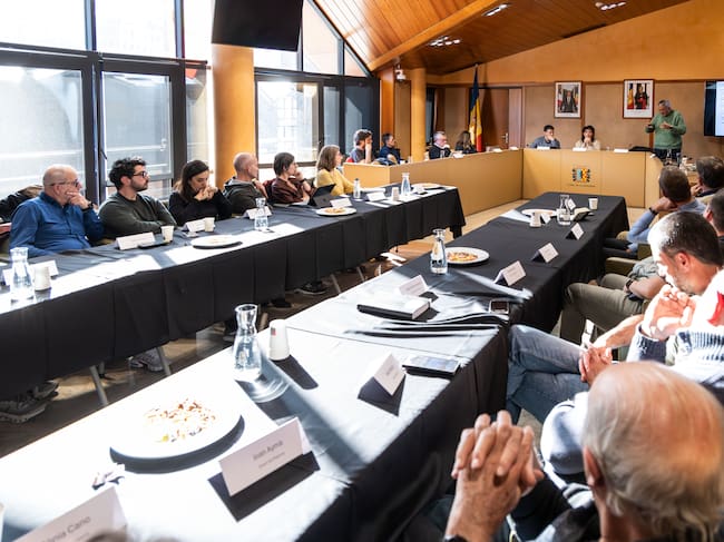 Reunió de conclusions del consell consultiu del POUP de la Massana celebrada aquest dilluns amb una trentena de representants dels sectors de la parròquia