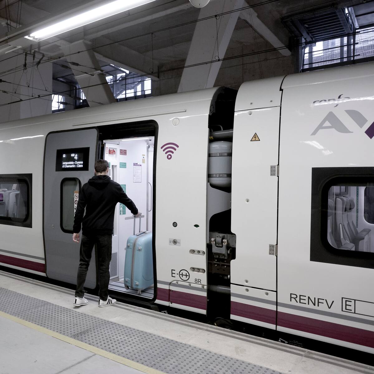 Renfe recupera los horarios del Alvia Vigo-Madrid previos a las obras de Chamartín