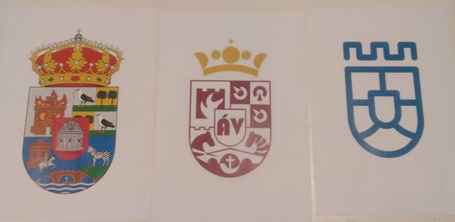 Escudo tradicional de la Diputación (izquierda), imagotipo aprobado en 2006 (centro) y nuevo imagotipo presentado esta semana (derecha)