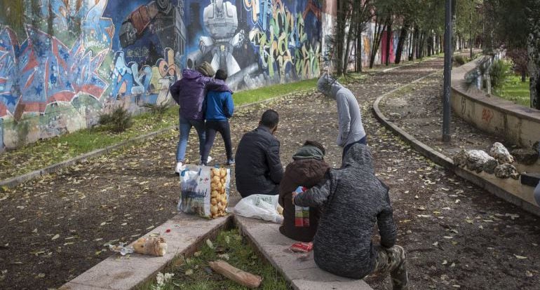 Menores tutelados por la Comunidad de Madrid que viven en la calle.