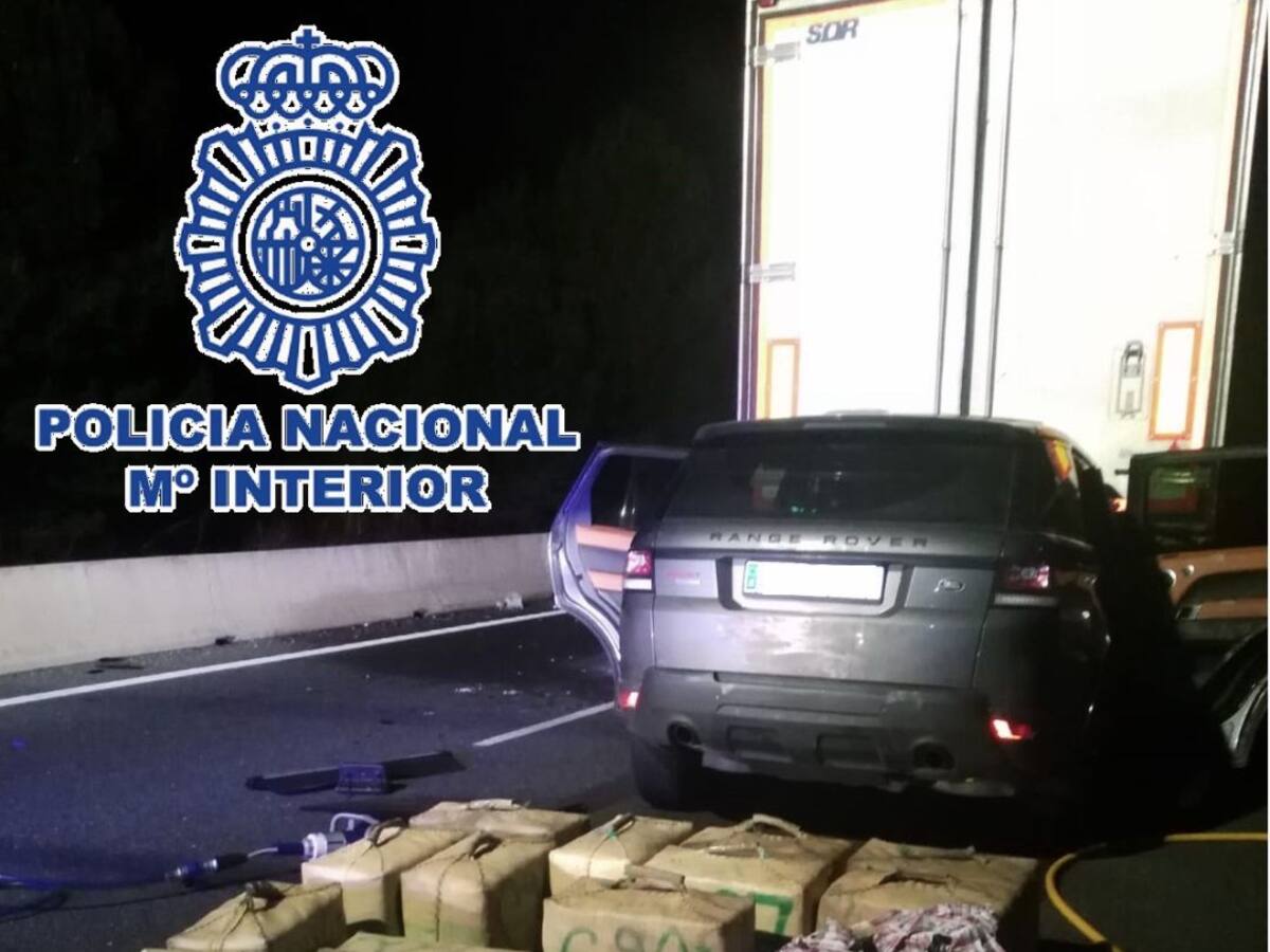 La policía detiene a un narco con 450 kilos de hachís tras sufrir un accidente