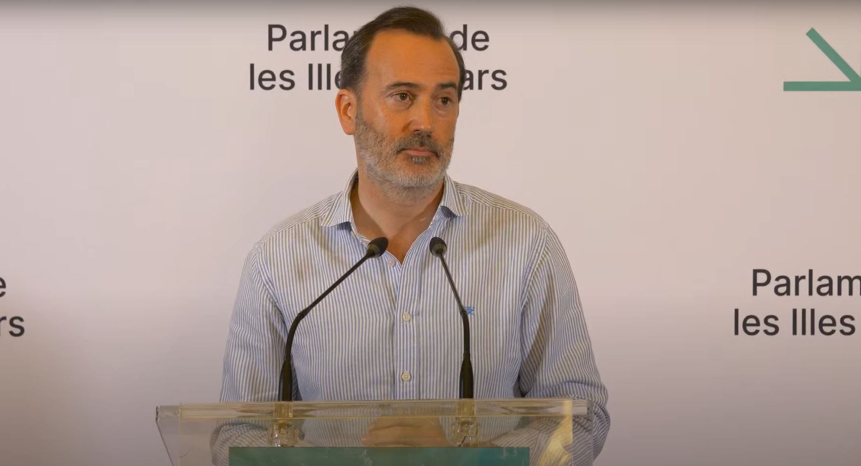 El President del Parlament Gabriel Le Senne en roda de premsa