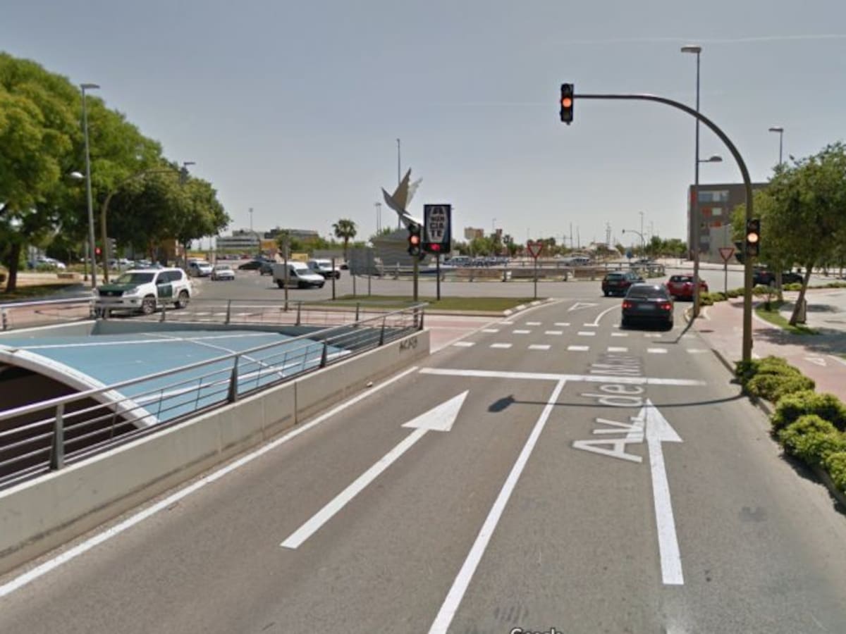 Asistido un ciclista tras colisionar con otro en Castelló