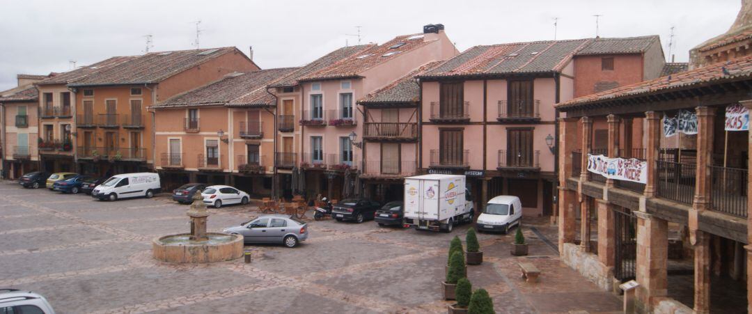 Plaza Mayor de Ayllón