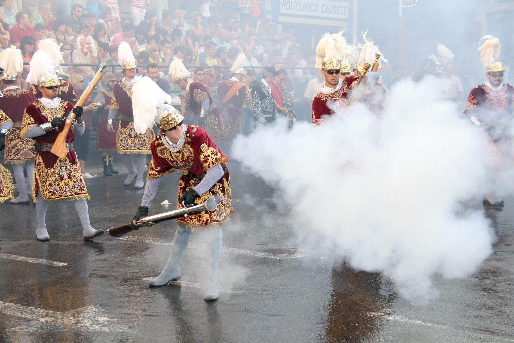 Momento de las fiestas de Caudete