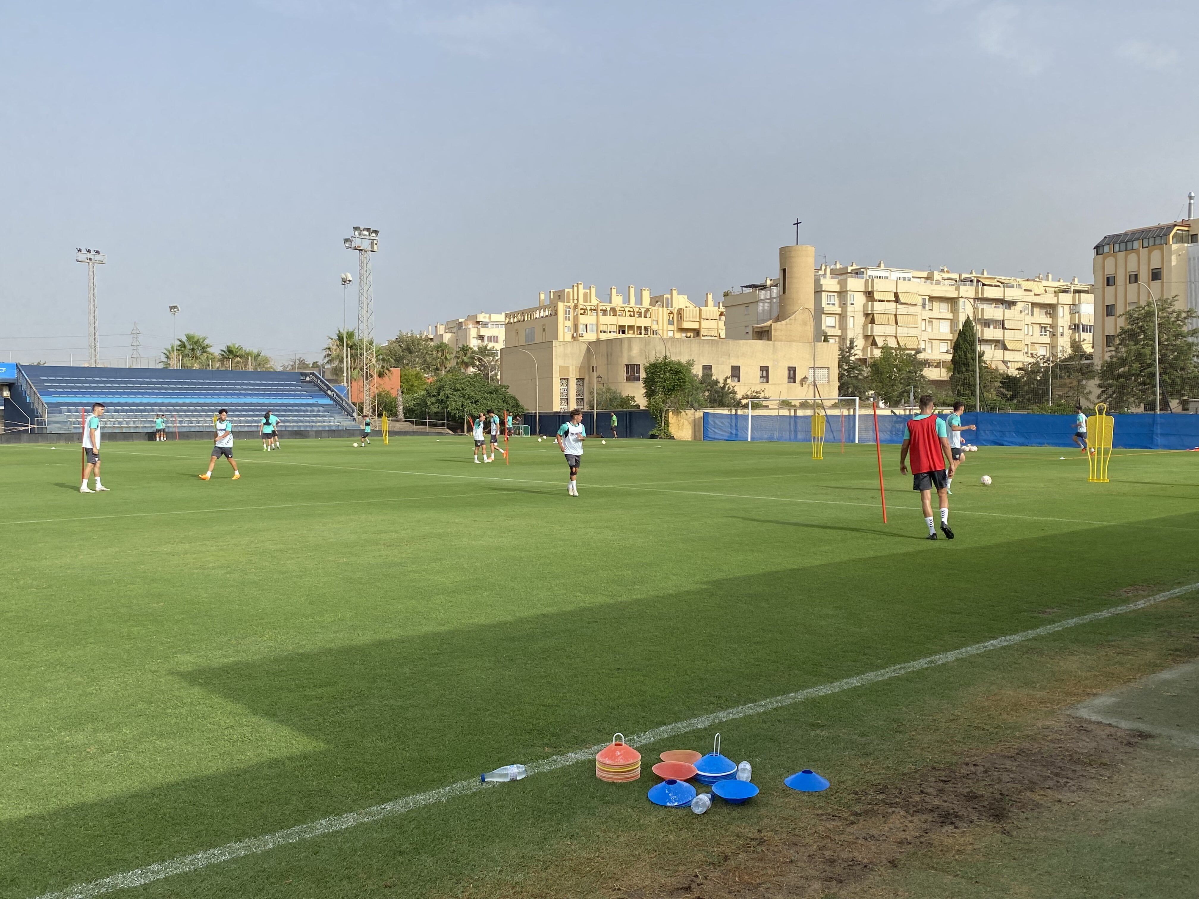 Entrenamiento del Málaga CF en el campo de la Federación
