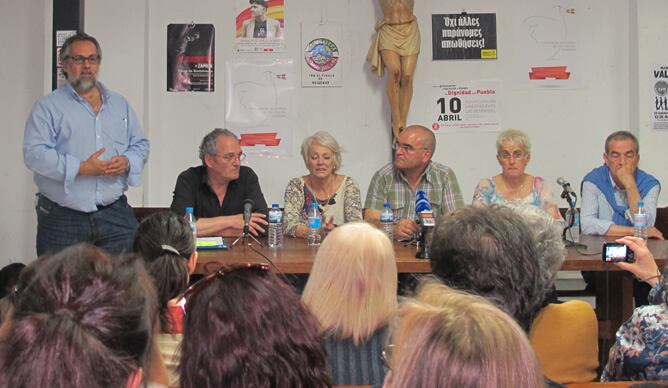 Víctimas de ETA y del GAL se reúnen en la Iglesia de San Carlos Borromeo de Madrid