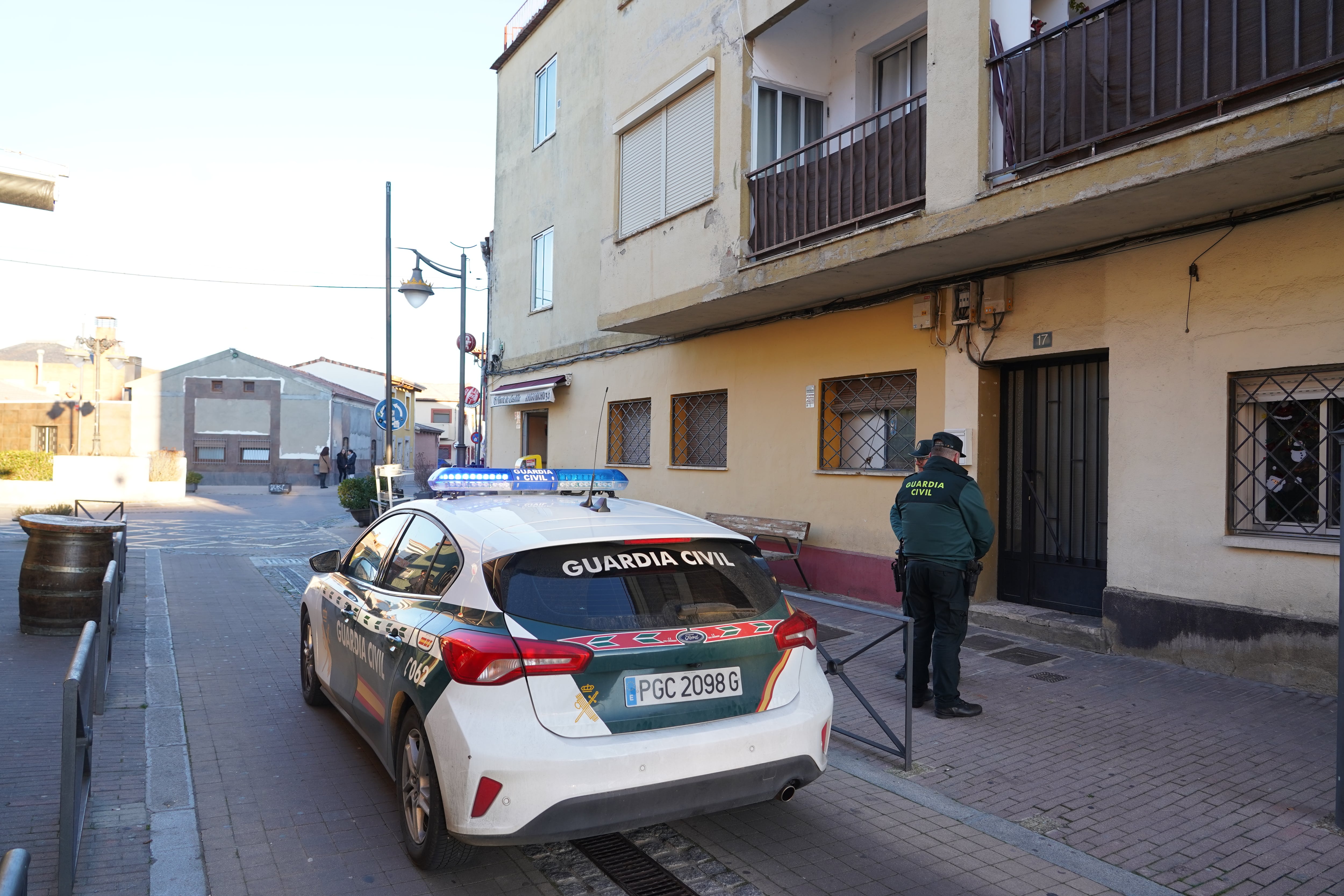 Un hombre mata a puñaladas a la pareja de su ex en Viana de Cega (Valladolid), tras acceder a su domicilio de madrugada