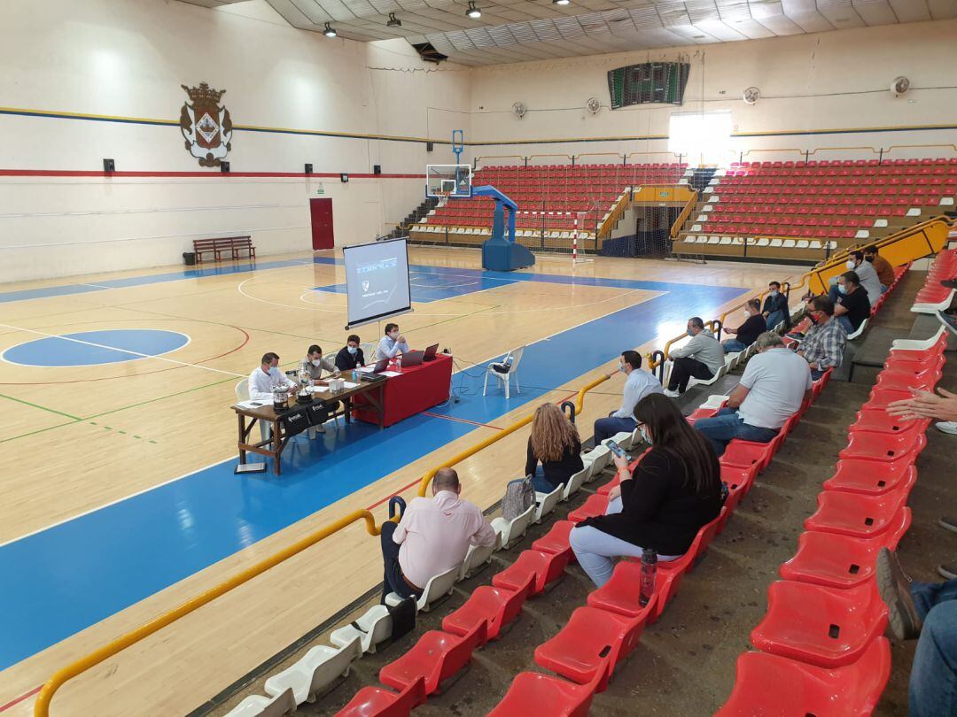 Asamblea de socios del club, hoy, en San José.