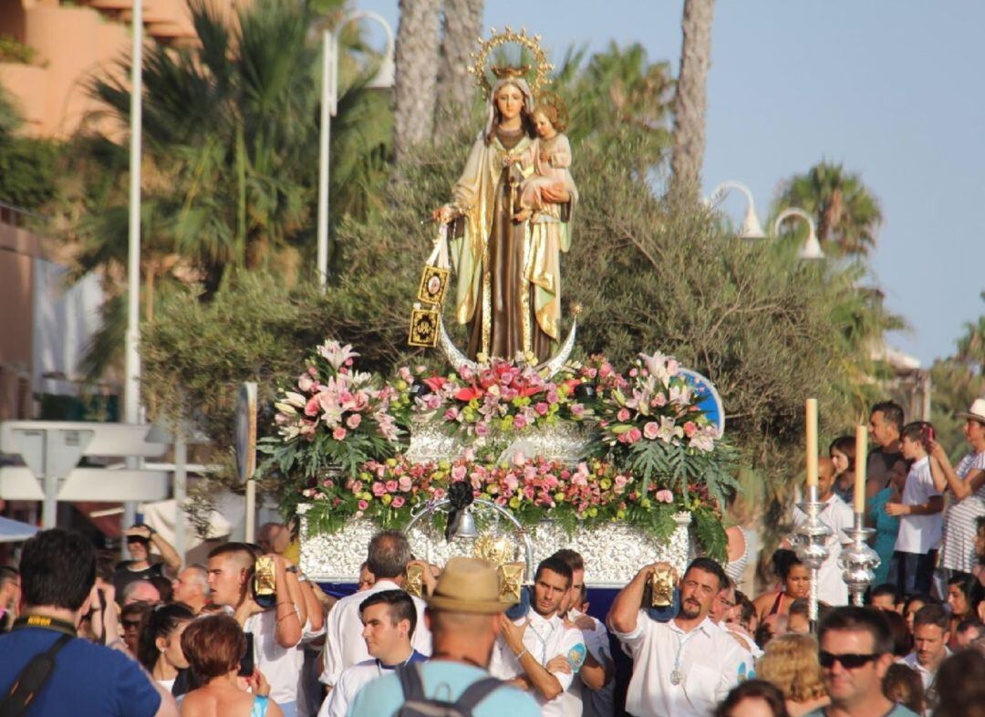 Imagen de la Virgen del Carmen de Almuñécar