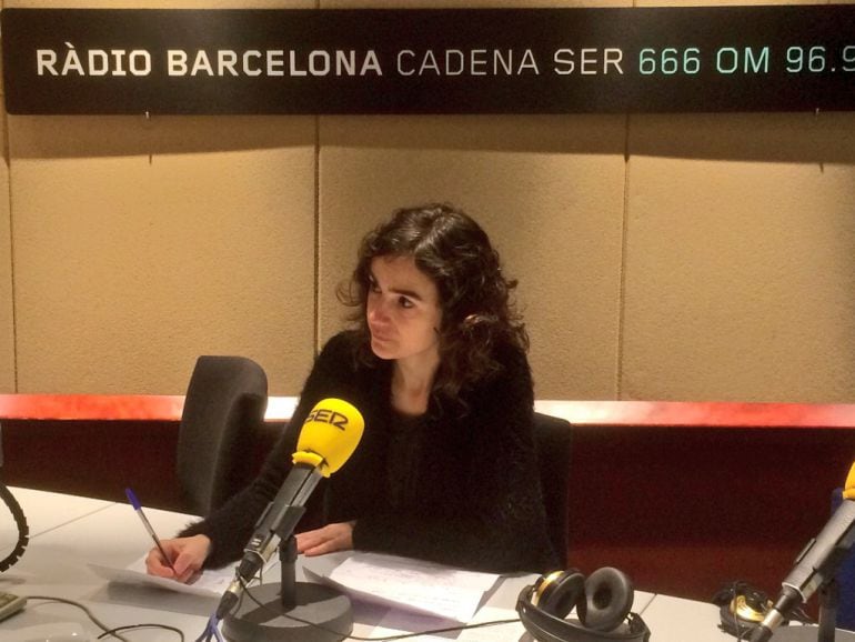 La candidata de Podem Catalunya en un moment de l&#039;entrevista a SER Catalunya