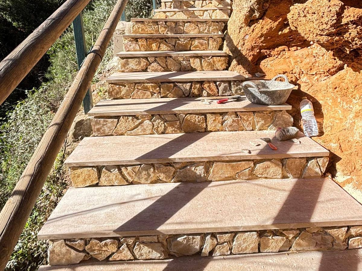 Se rehabilitan los 136 escalones más rentables de Anna