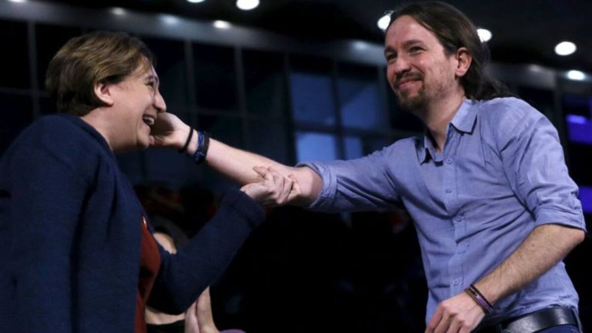 Colau acusa a Iglesias de arrogancia