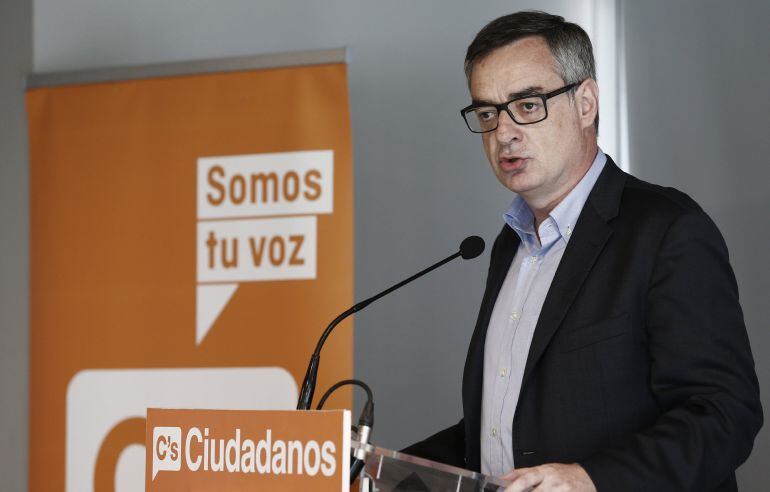 El vicesecretario general, portavoz y diputado de Ciudadanos, José Manuel Villegas, durante su intervención en el acto político que ha realizado dicha formación en Navarra