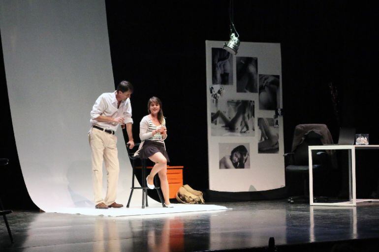 Imagen de archivo. Puesta en escena de una de las compañías participantes en el Certamen de Teatro de Calp.