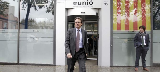 El presidente de CiU, Artur Mas, tras la reunión de la ejecutiva de la colación nacionalista celebrada en Barcelona