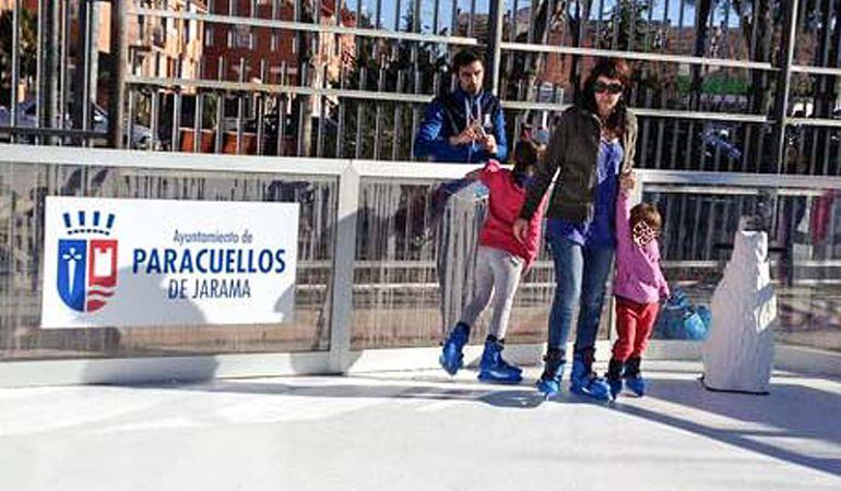 Paracuellos de Jarama apuesta por segundo año por una pista de hielo ecológico