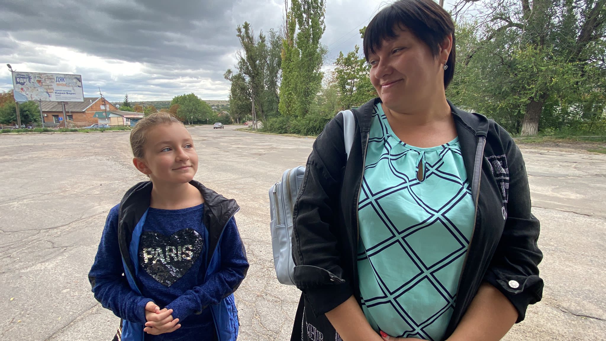 Alina con su hija de 9 años.