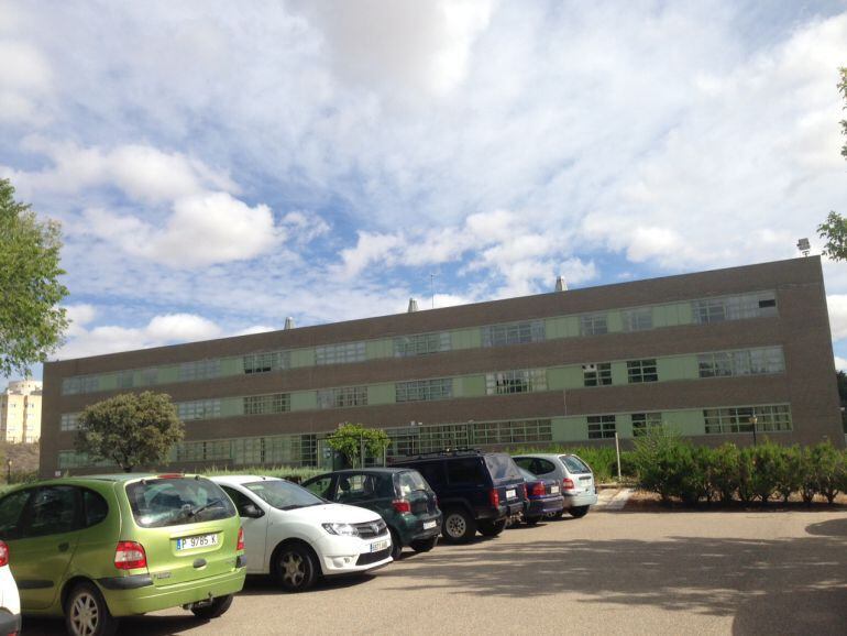 Imagen de la Escuela de Agrarias en el Campus Universitario de la Yutera en Palencia