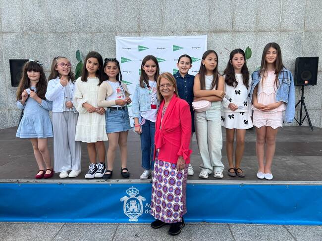 Corte infantil de la Feria Real