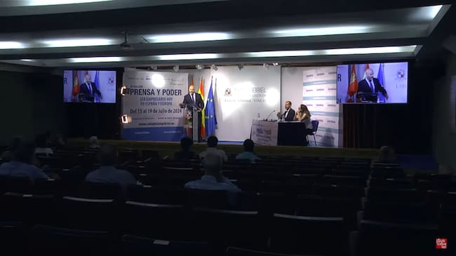 Salón de actos de San Gabriel este miércoles en la primera parte del curso