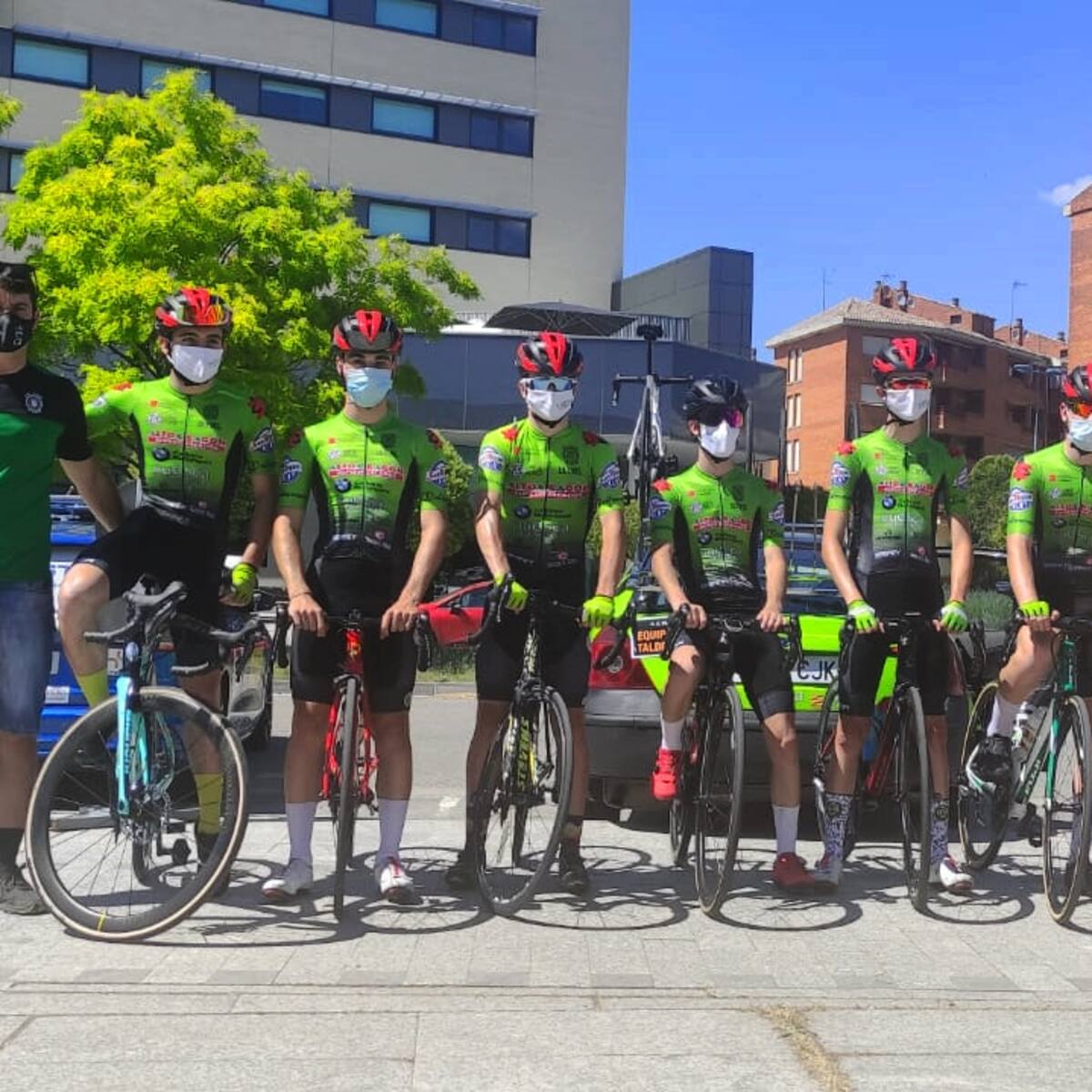 Fin de semana positivo en Valencia y Tafalla para el Club Ciclista Oscense