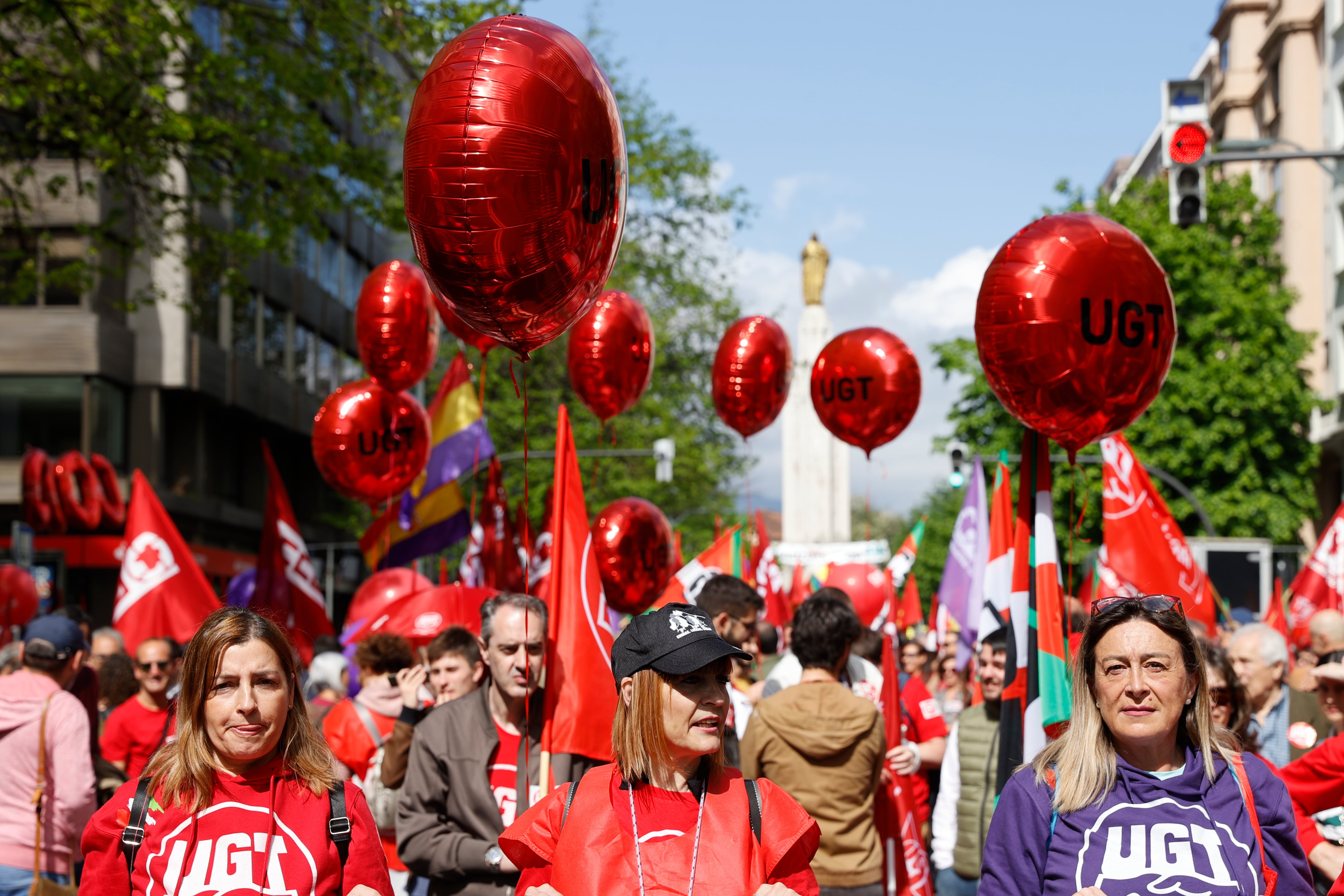 BILBAO, 01/05/2023.- Manifestación convocada por UGT por el Día Internacional del Trabajador este lunes en Bilbao. EFE/ Luis Tejido
