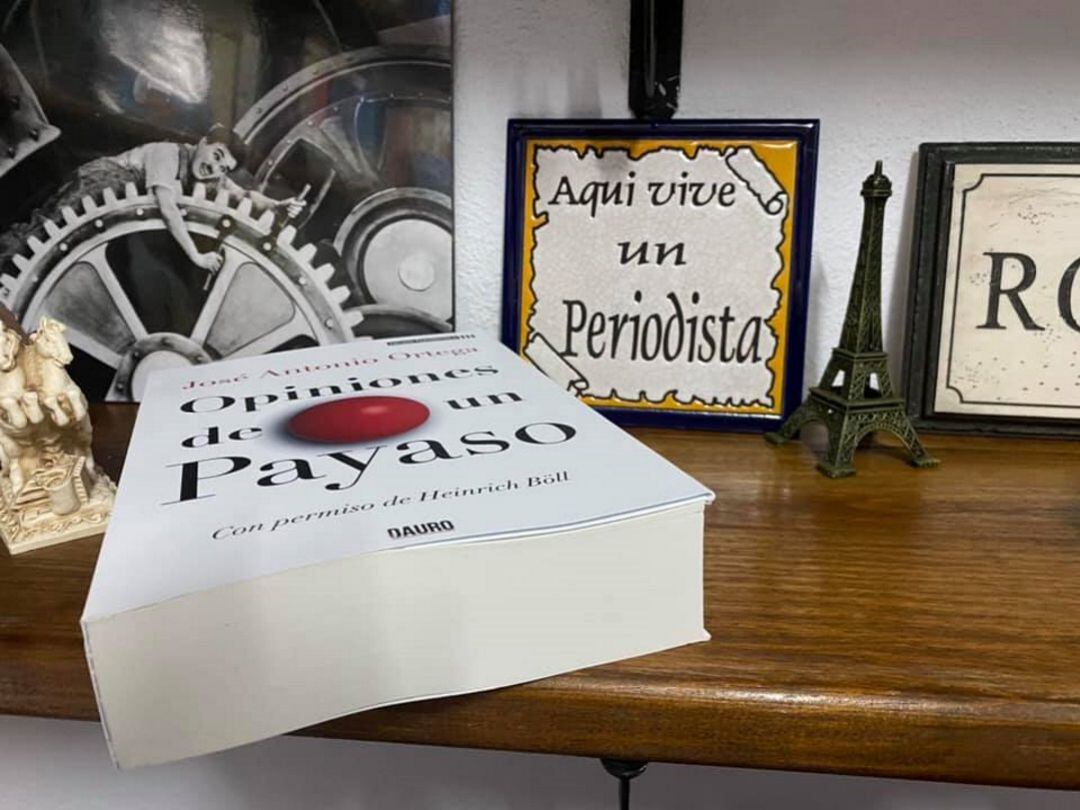 Portada del libro Opiniones de un payaso