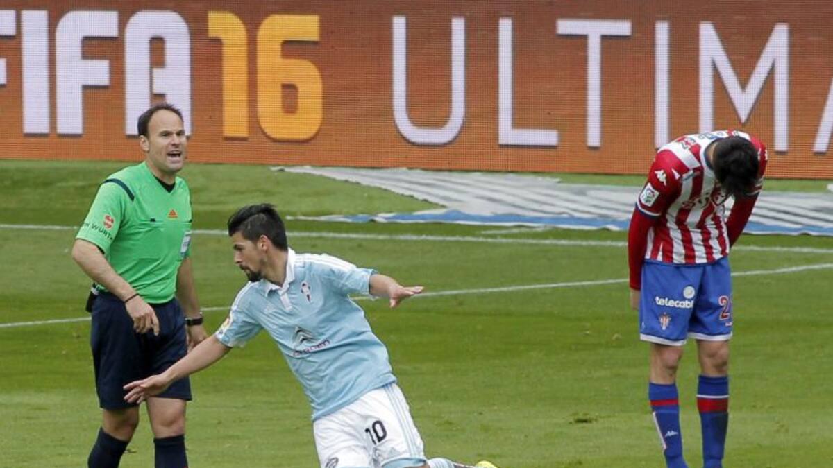 Azul celeste casi negro